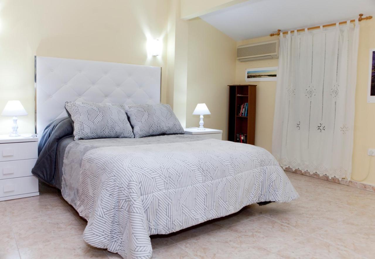 Apartamentos La Relojera 2 คารันดียา เดลา เบรา ภายนอก รูปภาพ